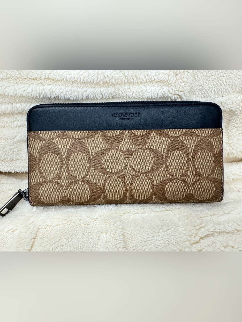 NWT Coach Brown Khaki Signature Canvas Wallet with Black Trim